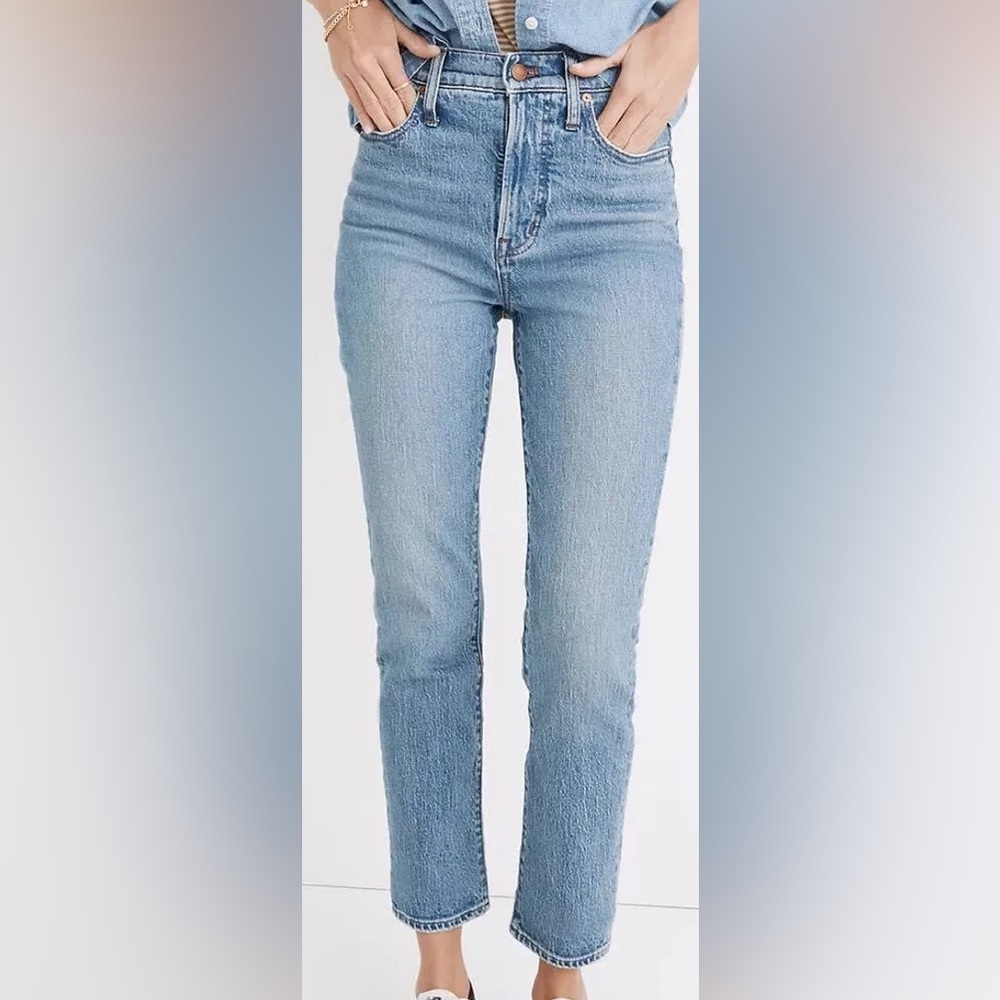 Madewell Women's Light Blue Straight Jeans